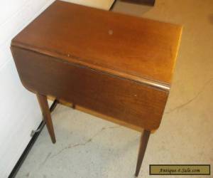 Item ANTIQUE MAHOGANY PEMBROKE TABLE Drop Leaf End, Side, Single Drawer VINTAGE for Sale